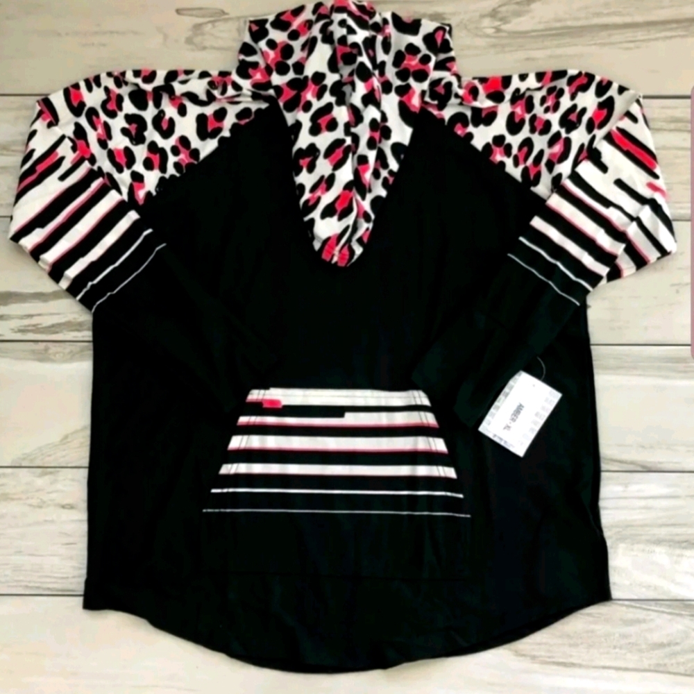 Lularoe Breast Cancer Awareness Cheetah Amber Hoodie S NWT UNICORN 🦄